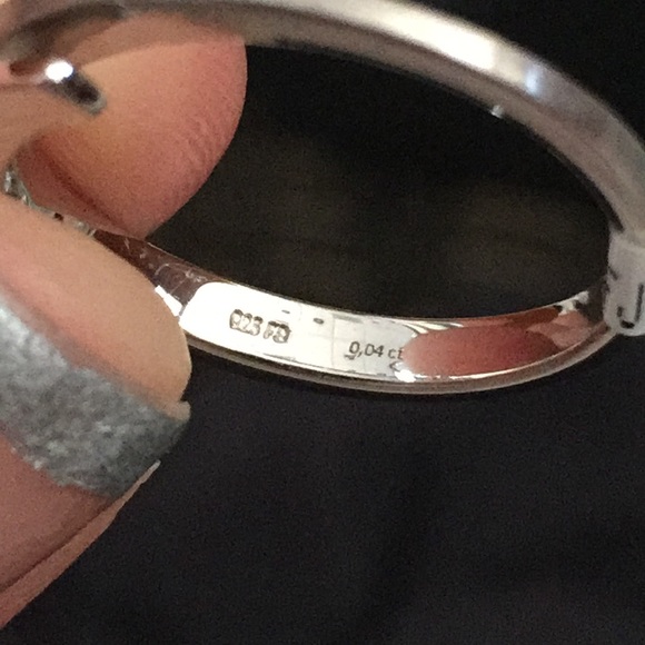 .04ct diamond ring sterling silver - Picture 5 of 5